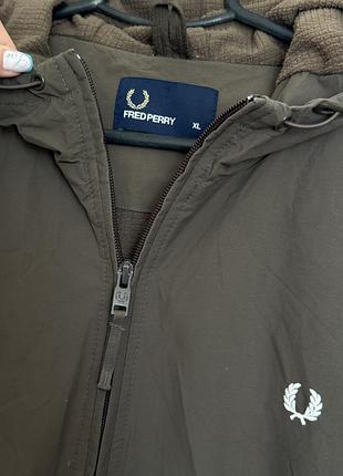 Чоловіча куртка fred perry розмір xl 4