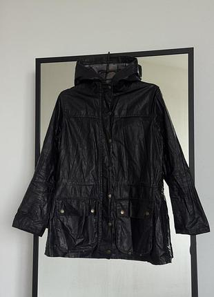 Жіноча куртка плащ barbour розмір 40