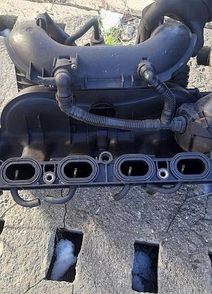 Впускний колектор bmw e60 e61 3.0 n52 3