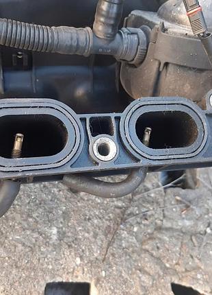 Впускний колектор bmw e60 e61 3.0 n52 5