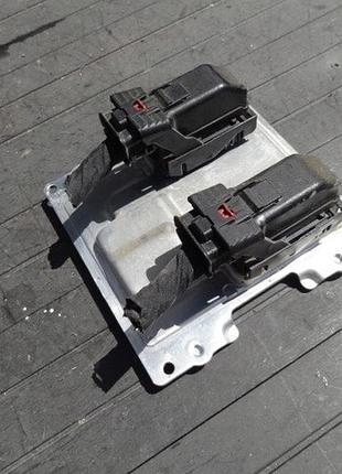 Блок управления двигателем эбу opel 12689585