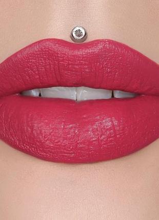 Матова помада jeffree star velvet trap 4 g 5