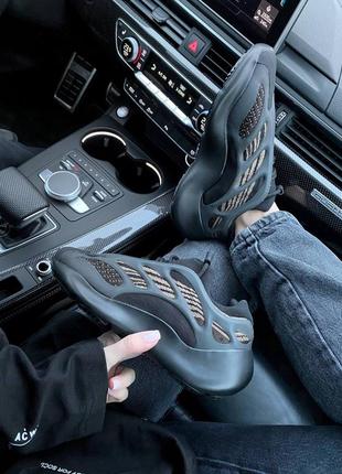 Мужские кроссовки adidas yeezy 700 v3 clay brown