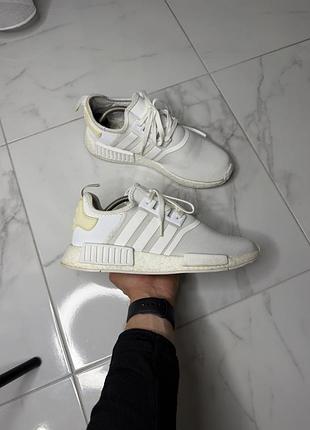 Кросівки adidas nmd_r1 boost white