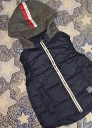 H&m крута жилетка 2-4 г по бірці