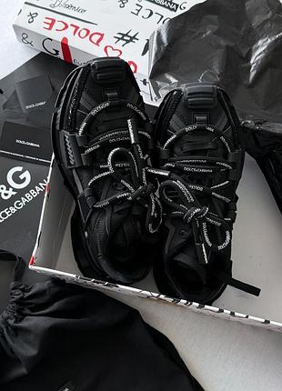 Space total black premium