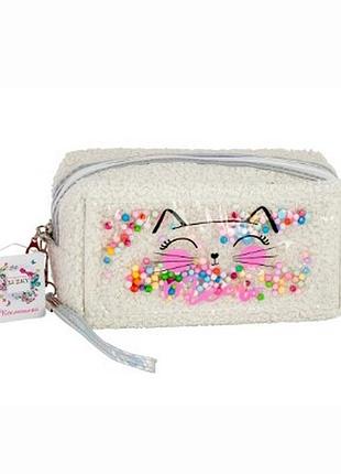 Дитяча косметичка "love to kiss" t24810(білий) плюшева