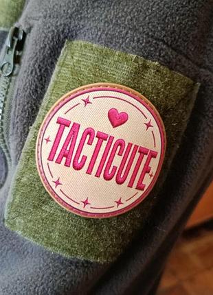 Шеврон tacticute heart 3