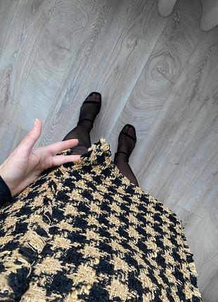 Zara міні спідниця твідова хс-с 4