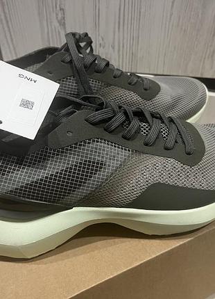 Кросівки mango