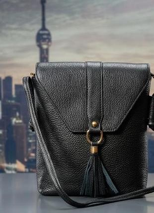 Genuine leather  (made in italy).