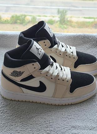 Кроссовки 37.5р. jordan 7
