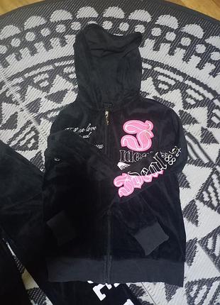 Продам спортивный костюм 3