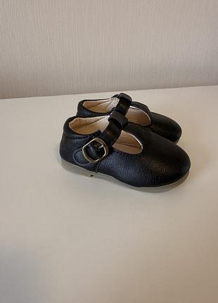 Туфельки для дівчинки 12,5 см 20 р