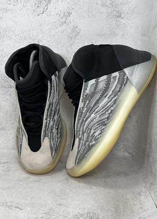 Кросівки чоловічі adidas yeezy quantum