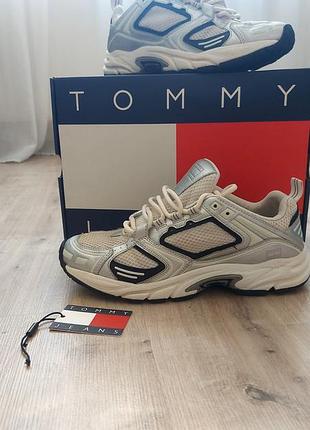 Кросівки  tommy hilfiger, оригинал