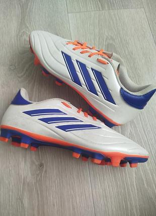 Футбольные бутсы adidas (24.5 см)