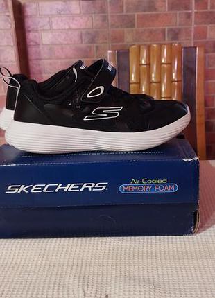 Кроссовки skechers детские размер32, длина стельки 20 см
