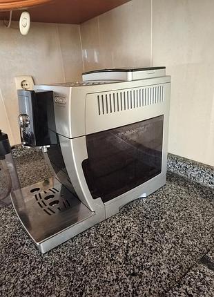 Кавомашина delonghi 4