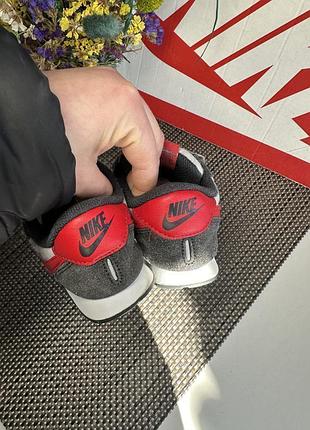 Кросівки nike 4
