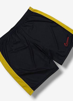 Шорти nike slim fit 23' 2