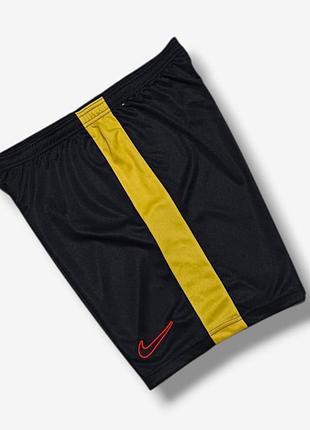 Шорти nike slim fit 23' 3