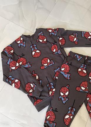 Спортивний костюм marvel 2