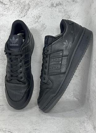 Чоловічі чорні шкіряні кросівки adidas forum bold