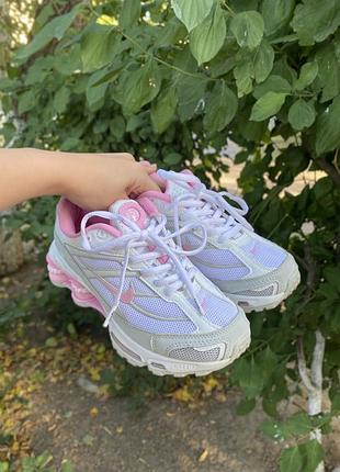 Жіночі кросівки nike
