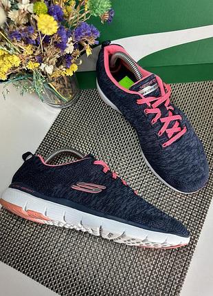 Оригінальні кросівки skechers