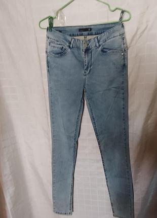 Стильные женские джинсы скинни supertrash (размер w28/l32, s)