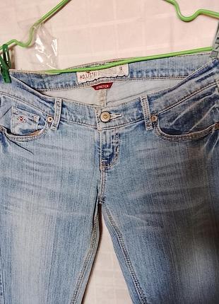 Брендовые женские джинсы скинни hollister (размер 1r / xs / w25)