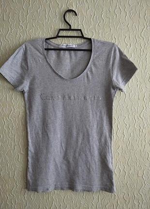 Качественная хлопковая женская футболка calvin klein jeans, р.с, бангладеш