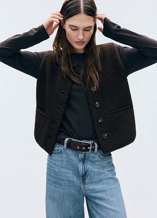 Плюшевий жилет h&m 2