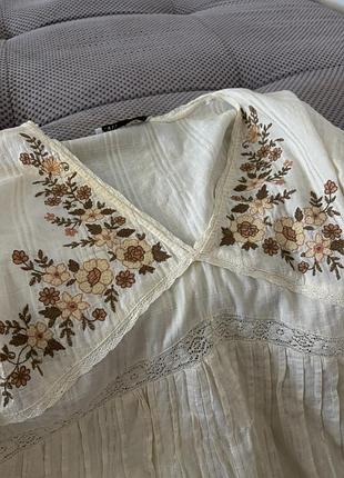 Сукня з вишивкою zara 4