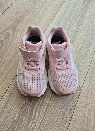 Кросівки adidas для дівчинки