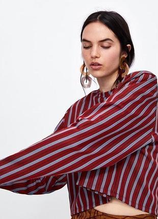 Жіноча блузка вільного крою zara
