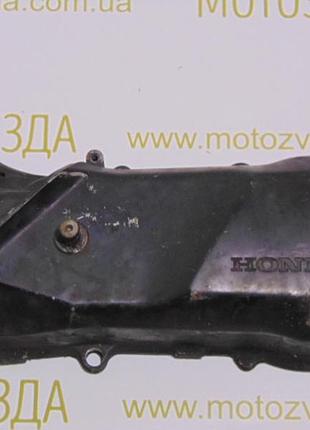 Крышка вариатора в сборе honda dio af-35/zx-35 gbl (на 5 болтов фиксации)