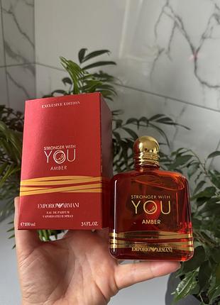 Жіноча парфумова вода giorgio armani emporio armani stronger with you amber