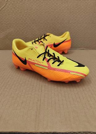 Футбольные бутсы nike phantom 19772 academy fg/mg (da4433-808) 39 размер 24.5см