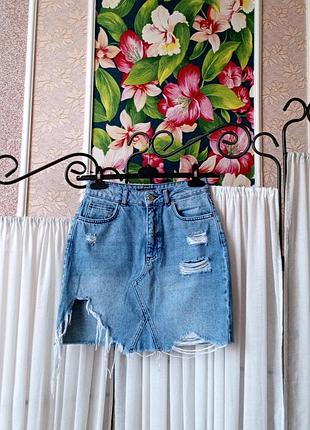 Стильна блакитна котонова джинсова юбка рванка even & odd denim.
