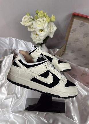 Nike dunk low embossed baroque pack 2