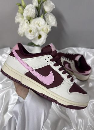 Nike dunk low valentine's day 3