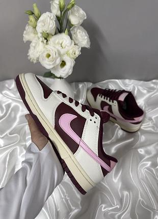 Nike dunk low valentine's day 5