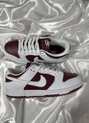 Nike sb dunk white bordo 2