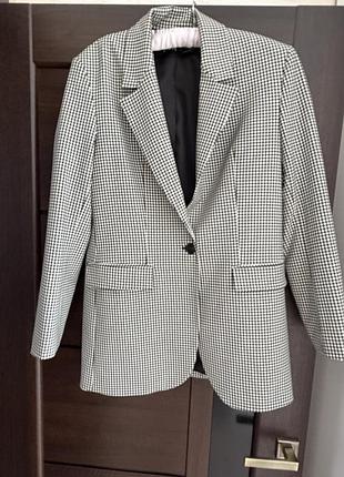 Стильний костюм zara