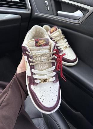 Nike dunk low lx white/maroon 5