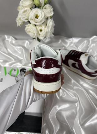Nike sb dunk low burgundy croc 5