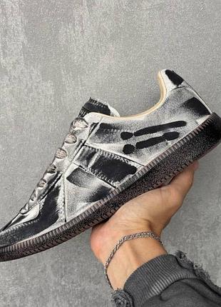 Maison margiela replica grafit paint/damage