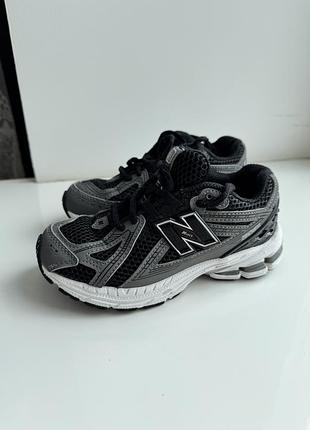 Кросівки new balance 29 розмір 2